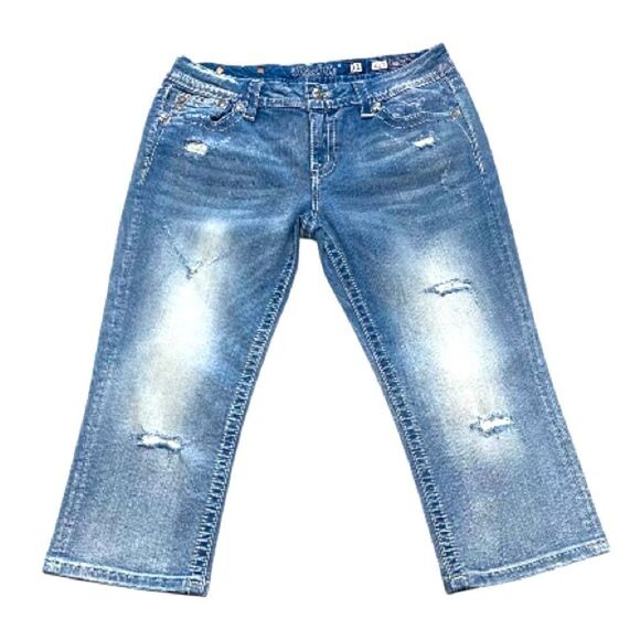 Miss Me Easy Crop Mid Rise Distressed Jeans 31x21.5 Bling Pockets EUC - Picture 1 of 13